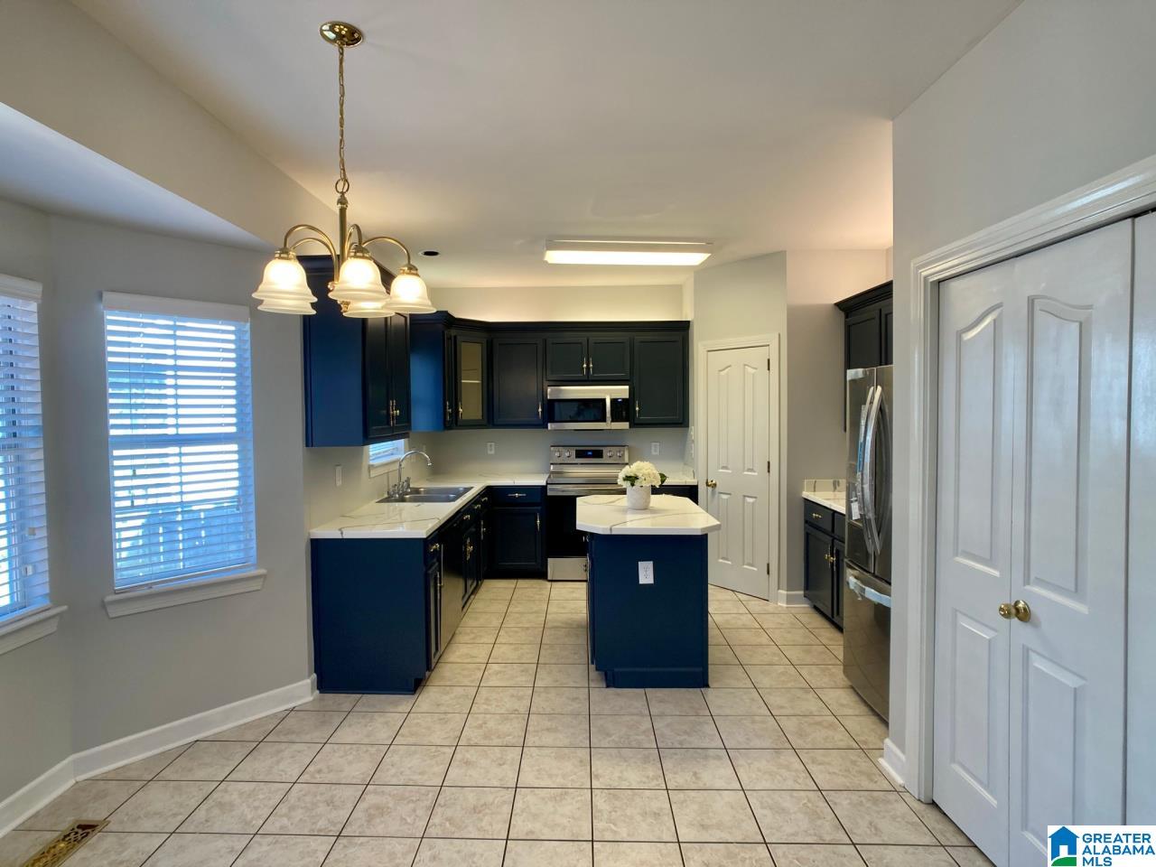 717 Ridge Way Circle Birmingham, AL 35226 - Photo 6 of 18