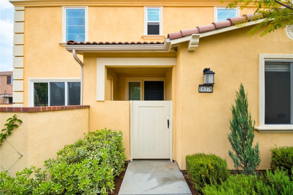 16378 Embark Way Chino, CA 91708 - Photo 3 of 26