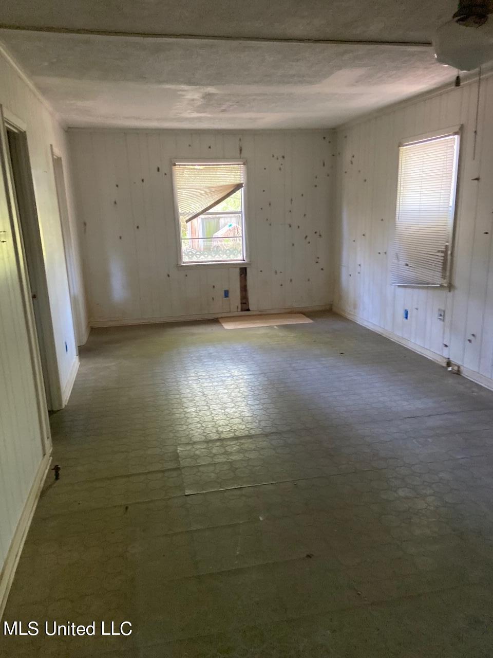4011 Del Rosa Drive Jackson, MS 39206 - Photo 5 of 7 70465735526__3EBDB970-4B7F-4AB0-AFF0-2C5