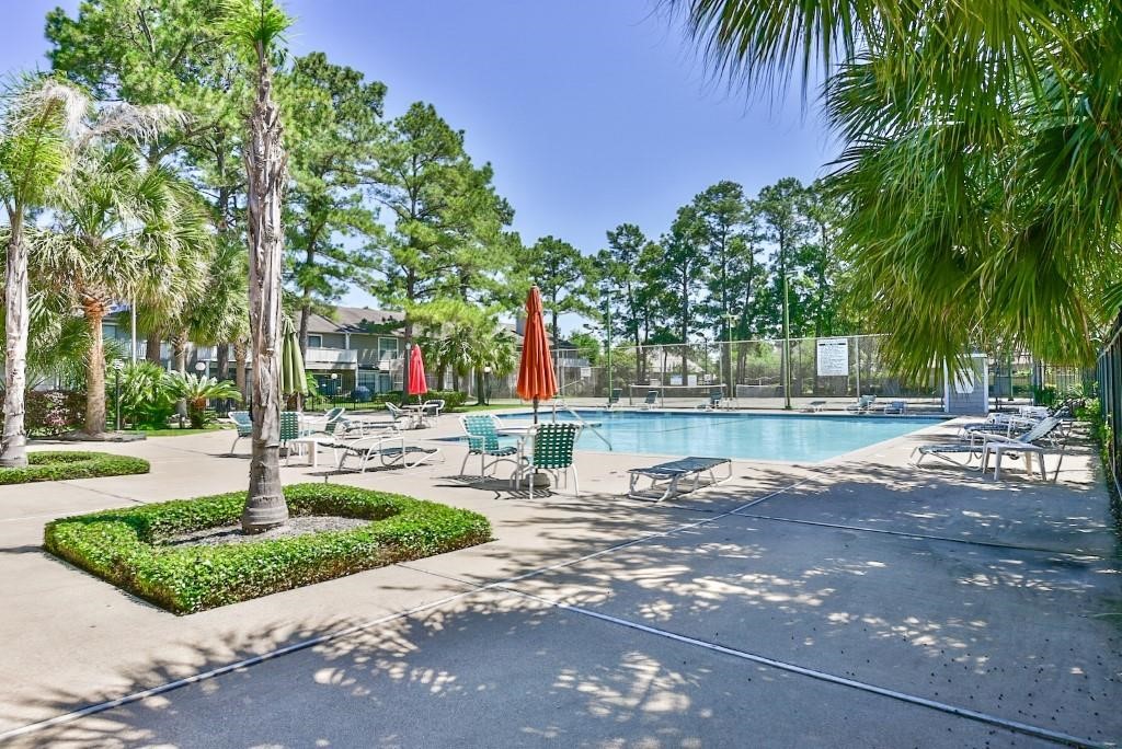 14911 Wunderlich Drive, Unit 2302 Houston, TX 77069 - Photo 33 of 33 And a huge pool area!