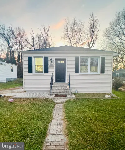 $300,000 | 5005 Leroy Gorham Drive, Capitol Heights, MD 20743
