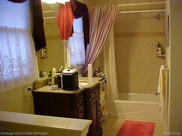 2419 North Hughes Road Howell, MI 48855 - Photo 13 of 14 Large Bathroom with 2 Windows
