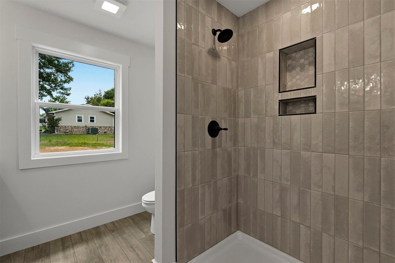 450 Whitlock Road Alvaton, KY 42122 - Photo 14 of 26 Gallery Image 14