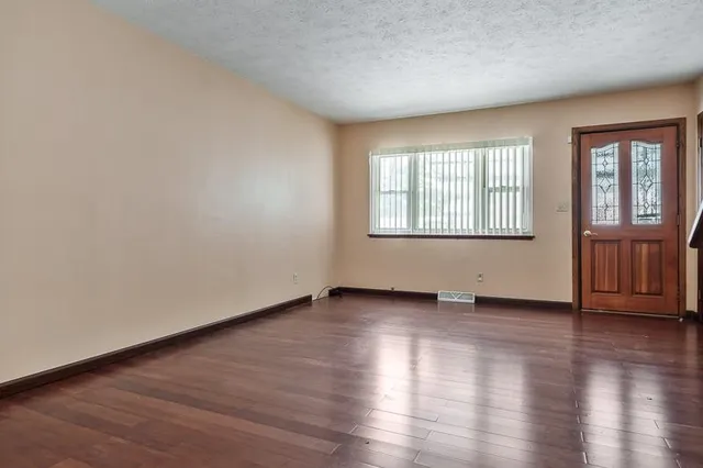 $159,900 | 1721 Nixon Court, Rockford, IL 61108