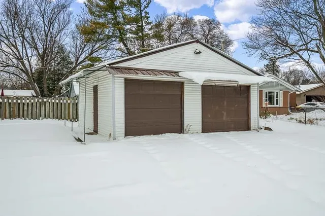 $159,900 | 1721 Nixon Court, Rockford, IL 61108