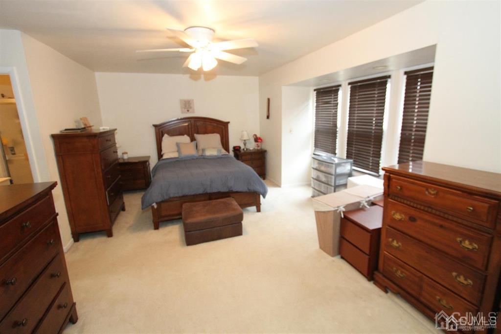 828 Jamestown Road East Windsor, NJ 08520 - Photo 19 of 30 Gallery Image 19
