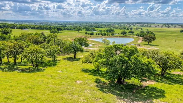 $6,900,000 | 303 Private Road 3365, Boyd, TX 76023