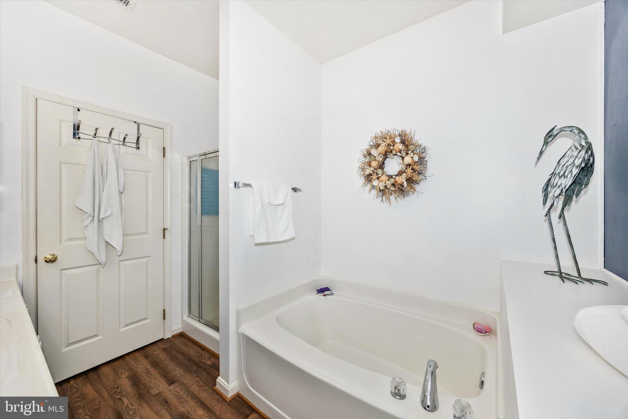 1005 Eastbourne Terrace Frederick, MD 21702 - Photo 24 of 39 a bathroom with a bathtub