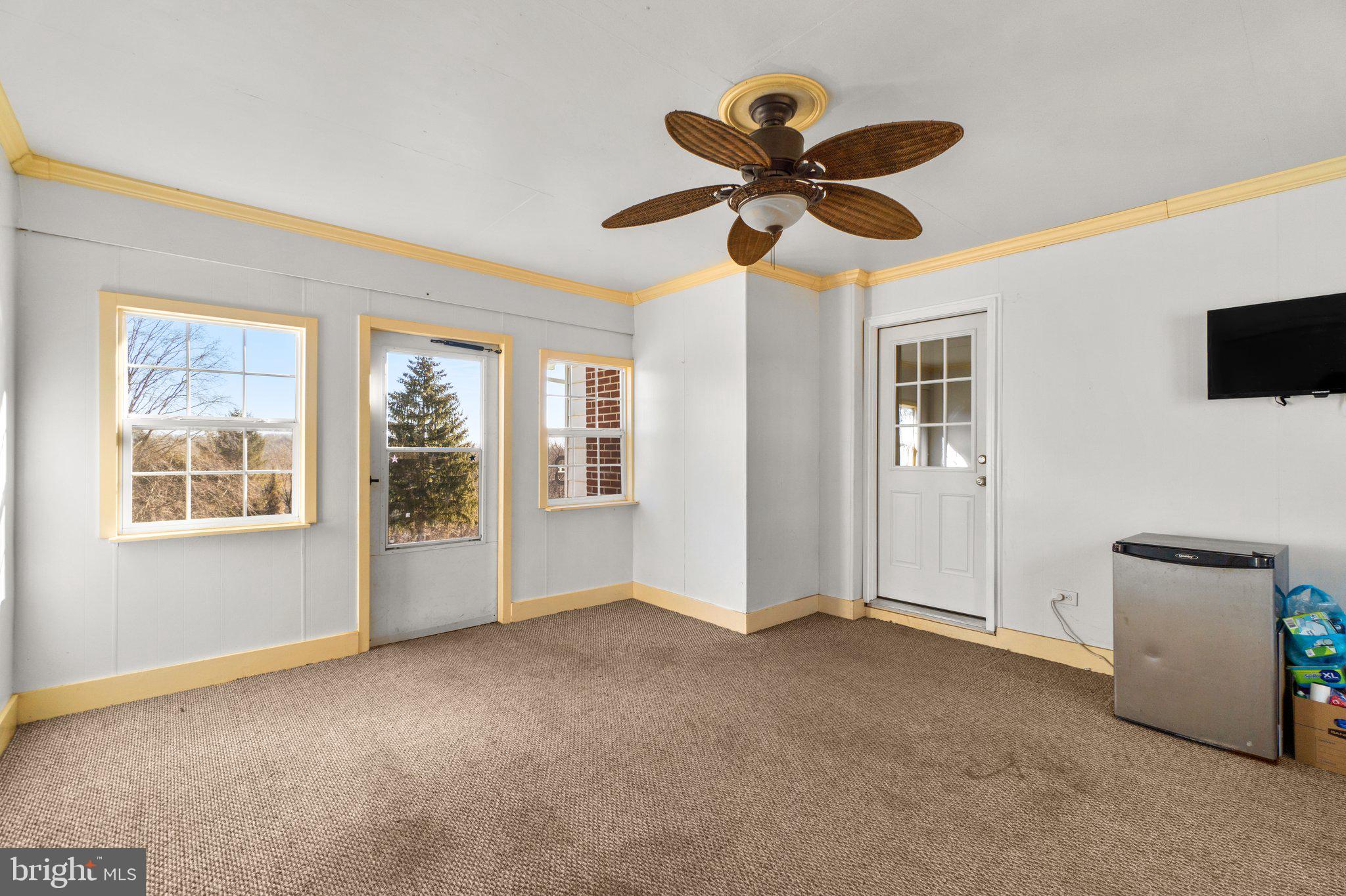 1970 Carrollton Road Finksburg, MD 21048 - Photo 12 of 43 Sunroom