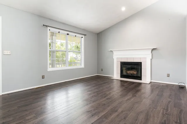 $274,900 | 1996 Broadmoor Road, Rockton, IL 61072