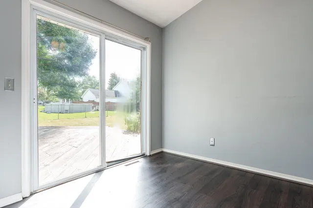 $274,900 | 1996 Broadmoor Road, Rockton, IL 61072