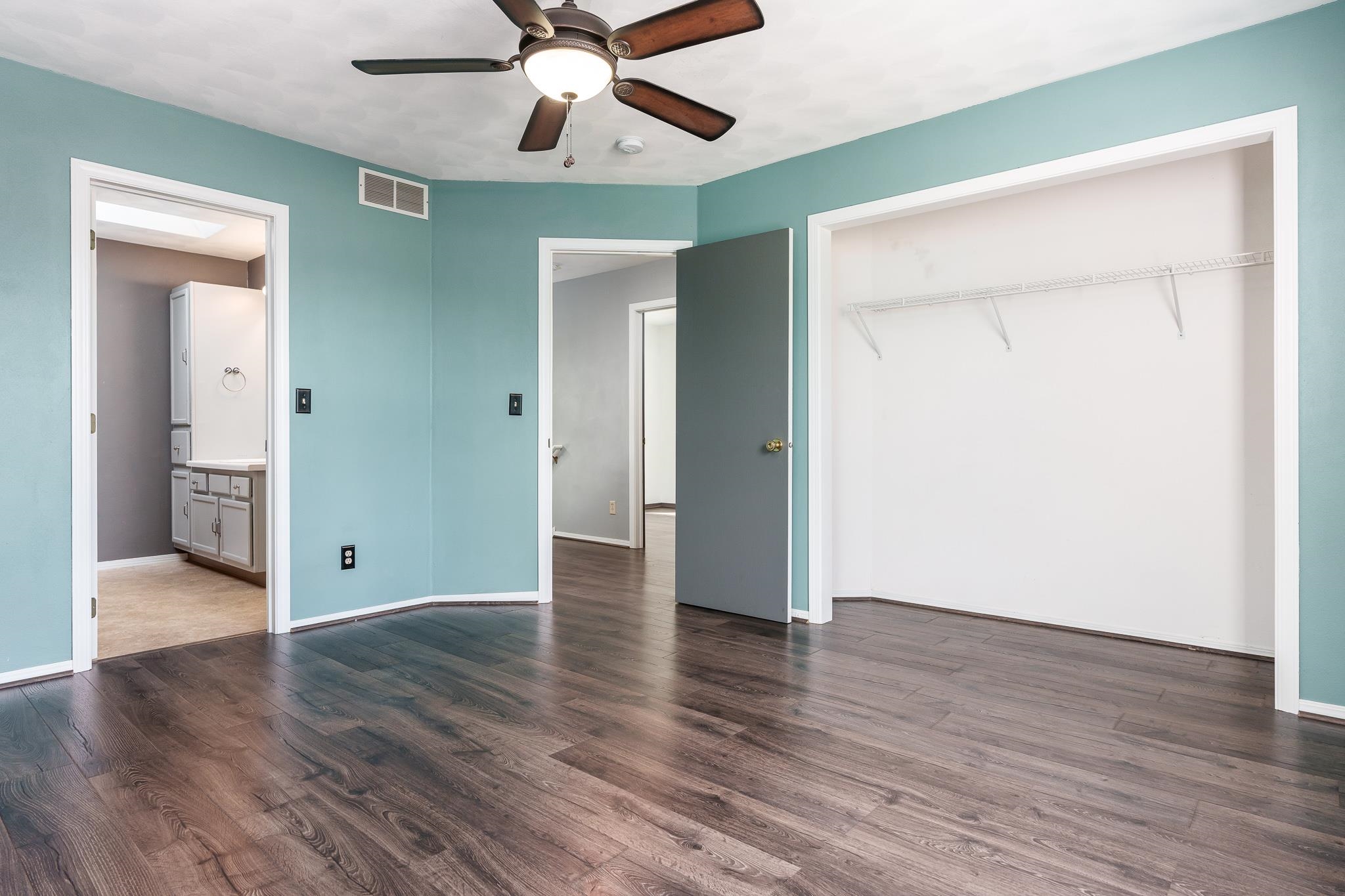 1996 Broadmoor Road Rockton, IL 61072 - Photo 26 of 45 a view of an empty room with wooden floor