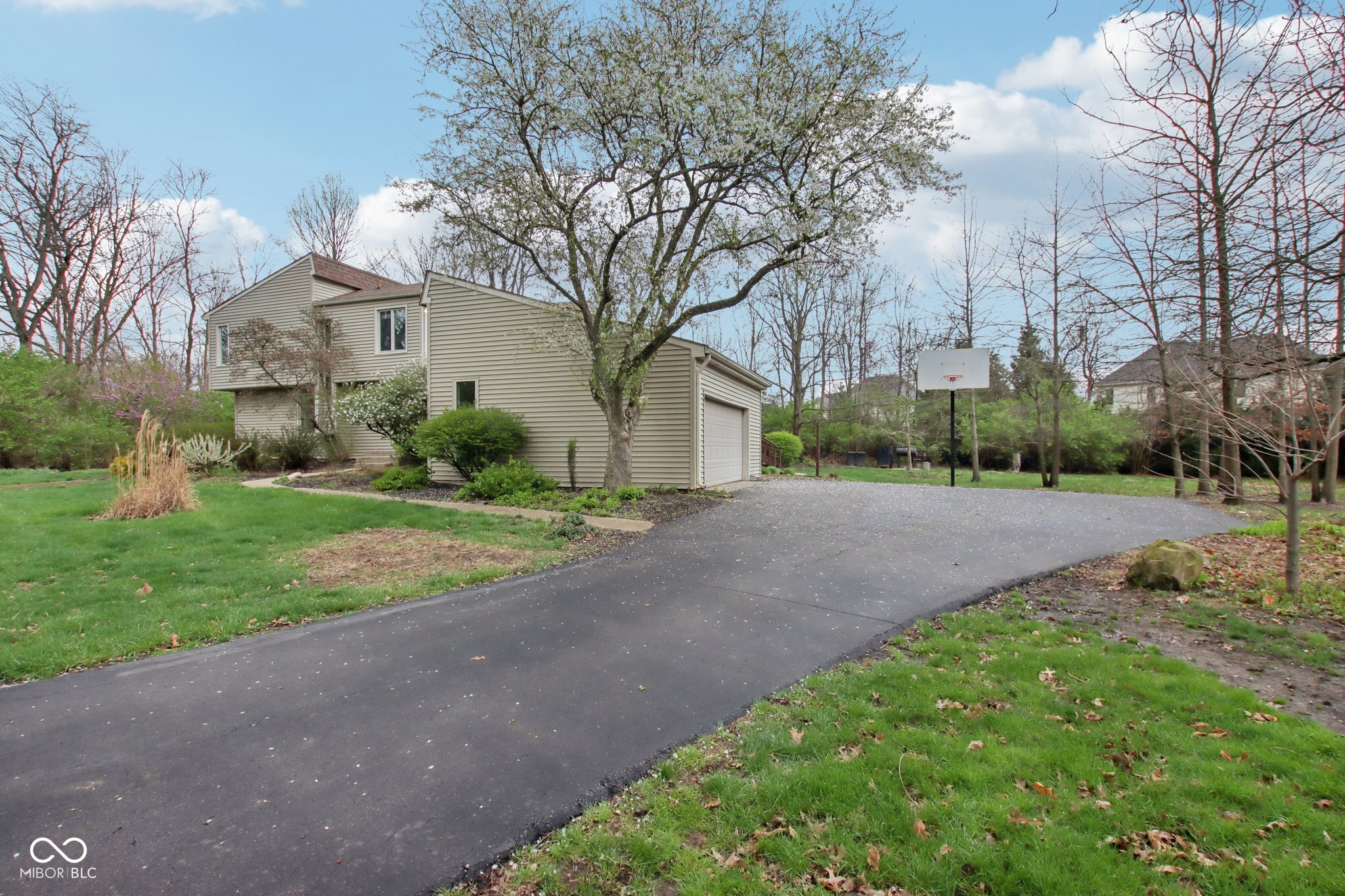 9927 Cumberland Ridge Lane Fishers, IN 46037 - Photo 5 of 63