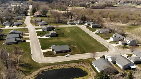 $21,900 | 564 Willow Avenue, Eden Valley, MN 55329