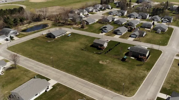 $21,900 | 564 Willow Avenue, Eden Valley, MN 55329