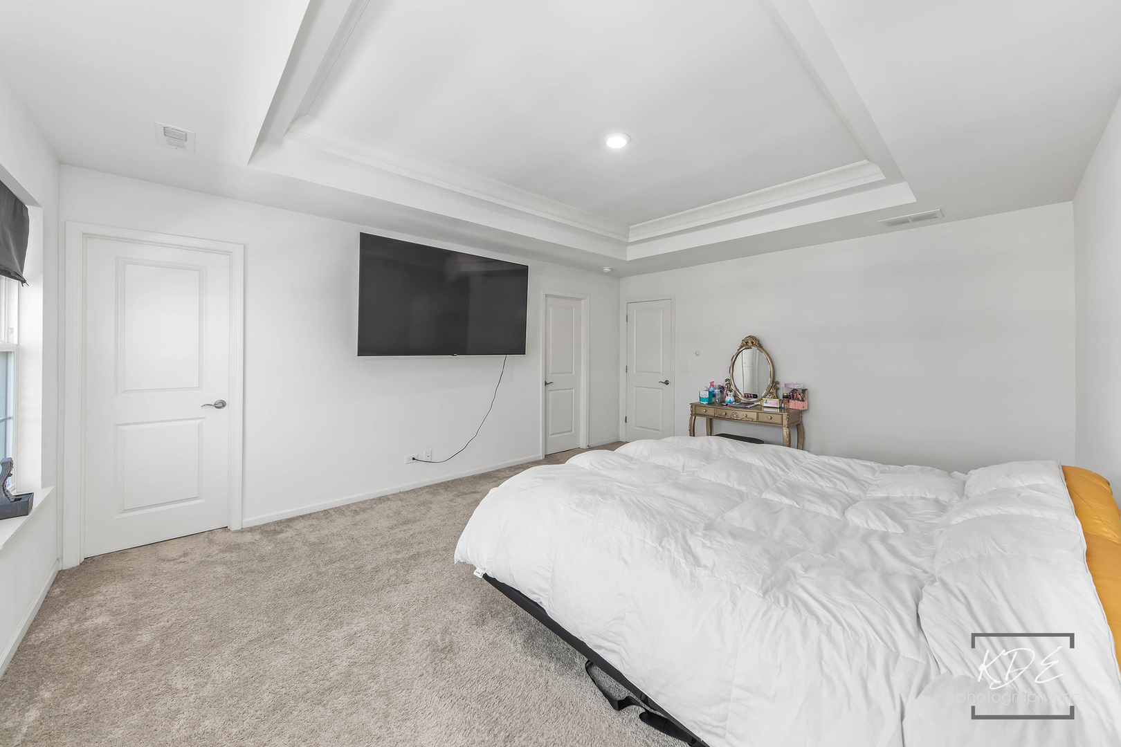 1663 Sager Way Batavia, IL 60510 - Photo 14 of 22 a bedroom with a bed and a flat screen tv