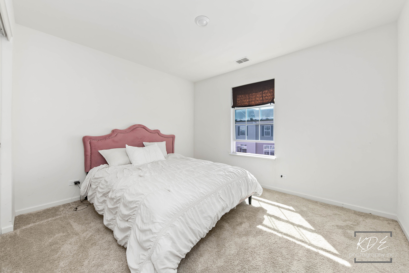 1663 Sager Way Batavia, IL 60510 - Photo 16 of 22 a bedroom with a bed and a window