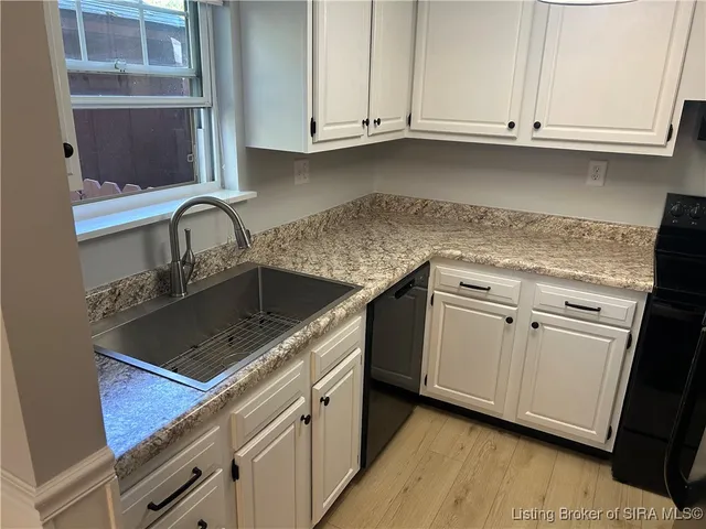 $159,900 | 3053 Wooded Way, Jeffersonville, IN 47130