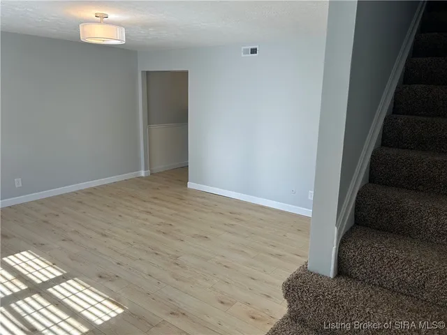 $159,900 | 3053 Wooded Way, Jeffersonville, IN 47130