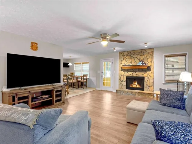 $299,999 | 3488 Pebble Brook Lane, Stockbridge, GA 30281