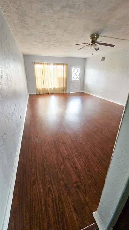 2451 Canadian Way, Unit 47 Clearwater, FL 33763 - Photo 5 of 25