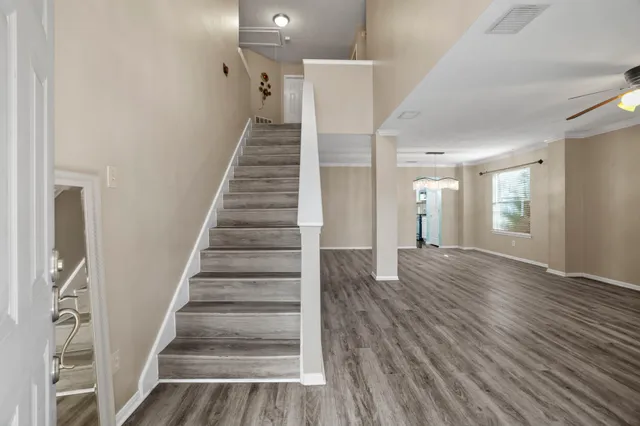 $299,999 | 8002 Makaha Circle, Houston, TX 77095