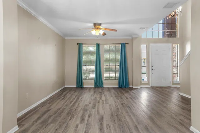 $299,999 | 8002 Makaha Circle, Houston, TX 77095