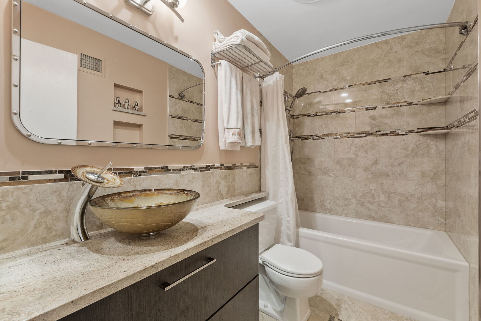 5804 Wolf Road, Unit 4A Western Springs, IL 60558 - Photo 15 of 27 Gallery Image 15