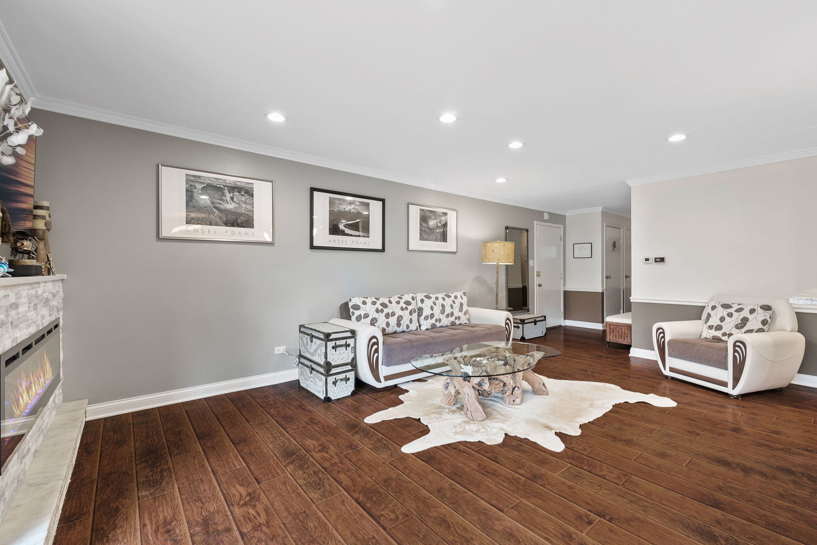 5804 Wolf Road, Unit 4A Western Springs, IL 60558 - Photo 3 of 27 Gallery Image 3