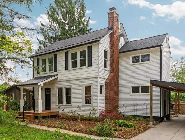 $785,000 | 2050 Camelot Road, Ann Arbor, MI 48104