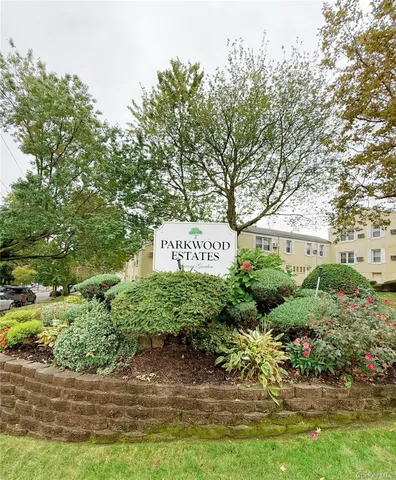 $260,000 | 7103 252nd Street, Unit 199B | Bellerose