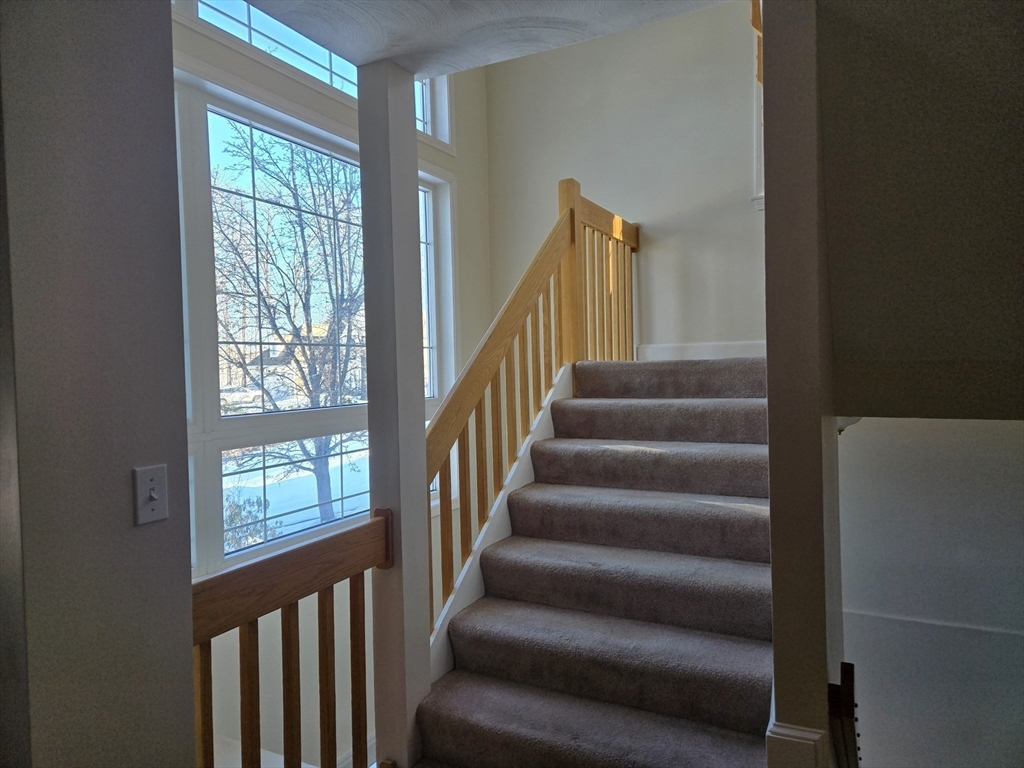 7 Tree Top Way Methuen, MA 01844 - Photo 15 of 35