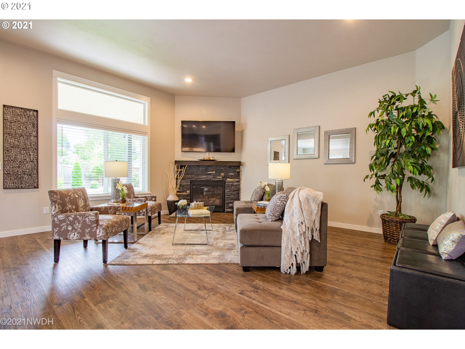 851 Salmonberry Street Springfield, OR 97477 - Photo 3 of 32 Gallery Image 3
