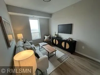 $4,295 | 3701 American Boulevard East, Unit 642, Bloomington, MN 55425