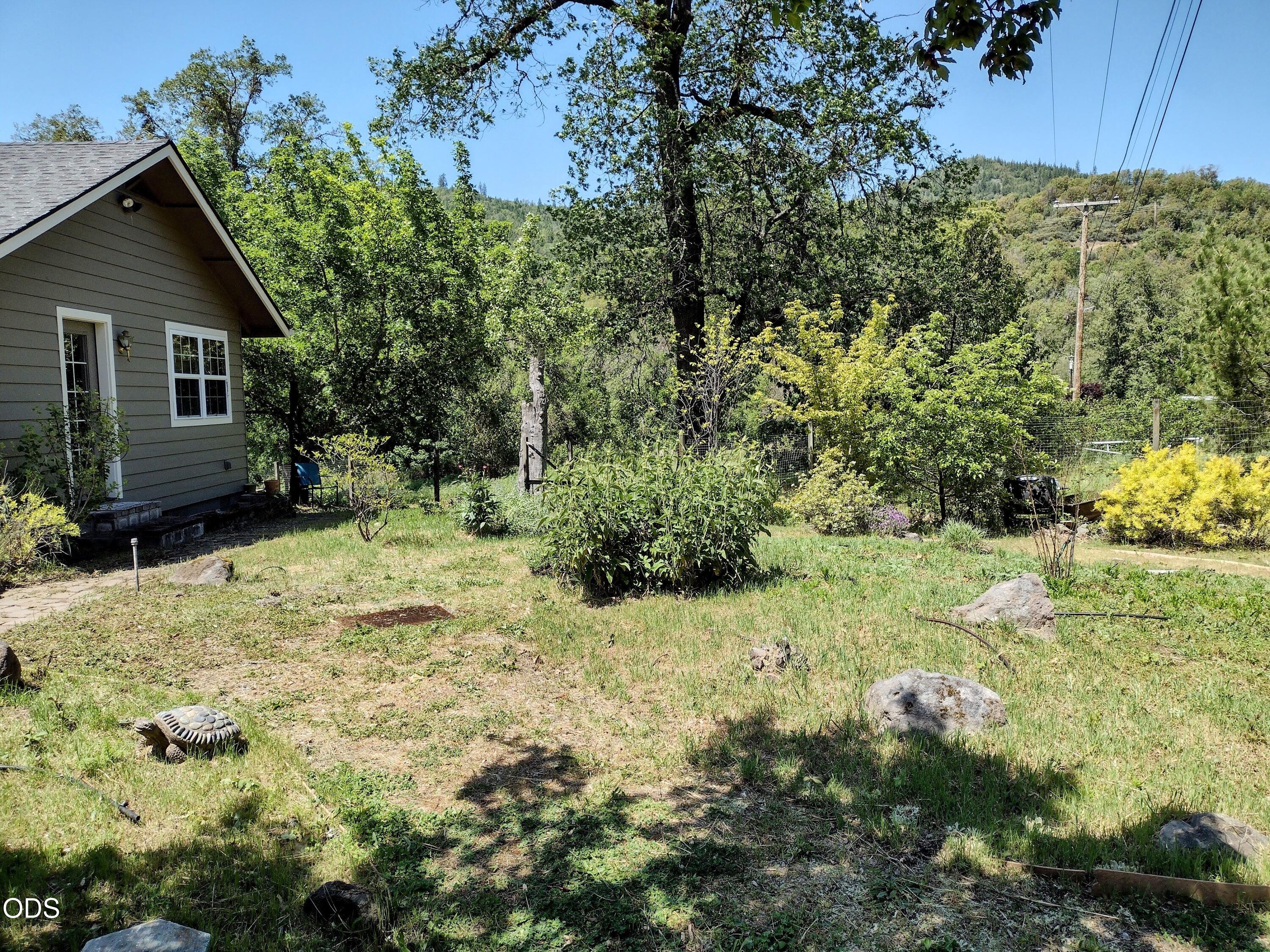 1775 Wards Creek Road Rogue River, OR 97537 - Photo 60 of 62