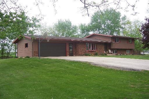 1150 West Kennedy Road Braidwood, IL 60408 - Photo 1 of 1