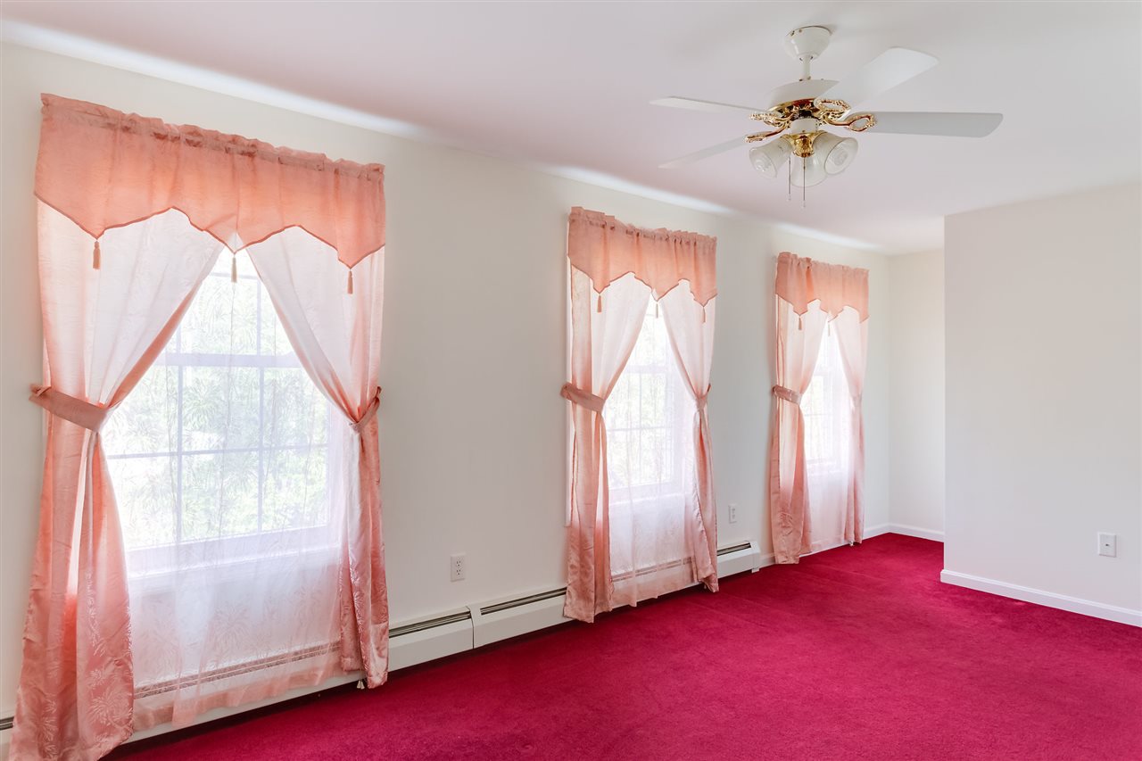 10 Duquette Street Rochester, NH 03867 - Photo 22 of 35