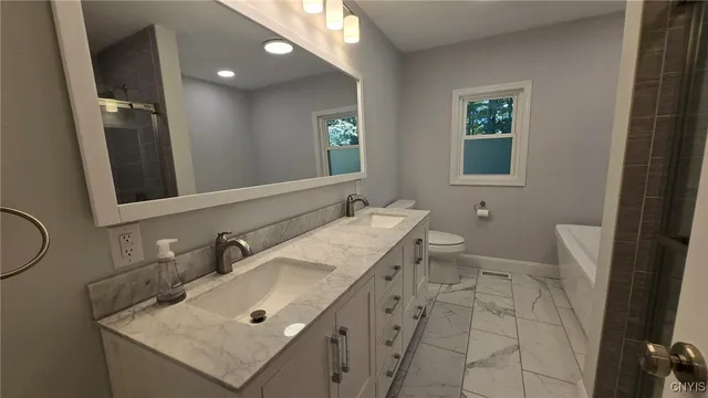 $549,900 | 7187 Woodchuck Hill Road, De Witt, NY 13066