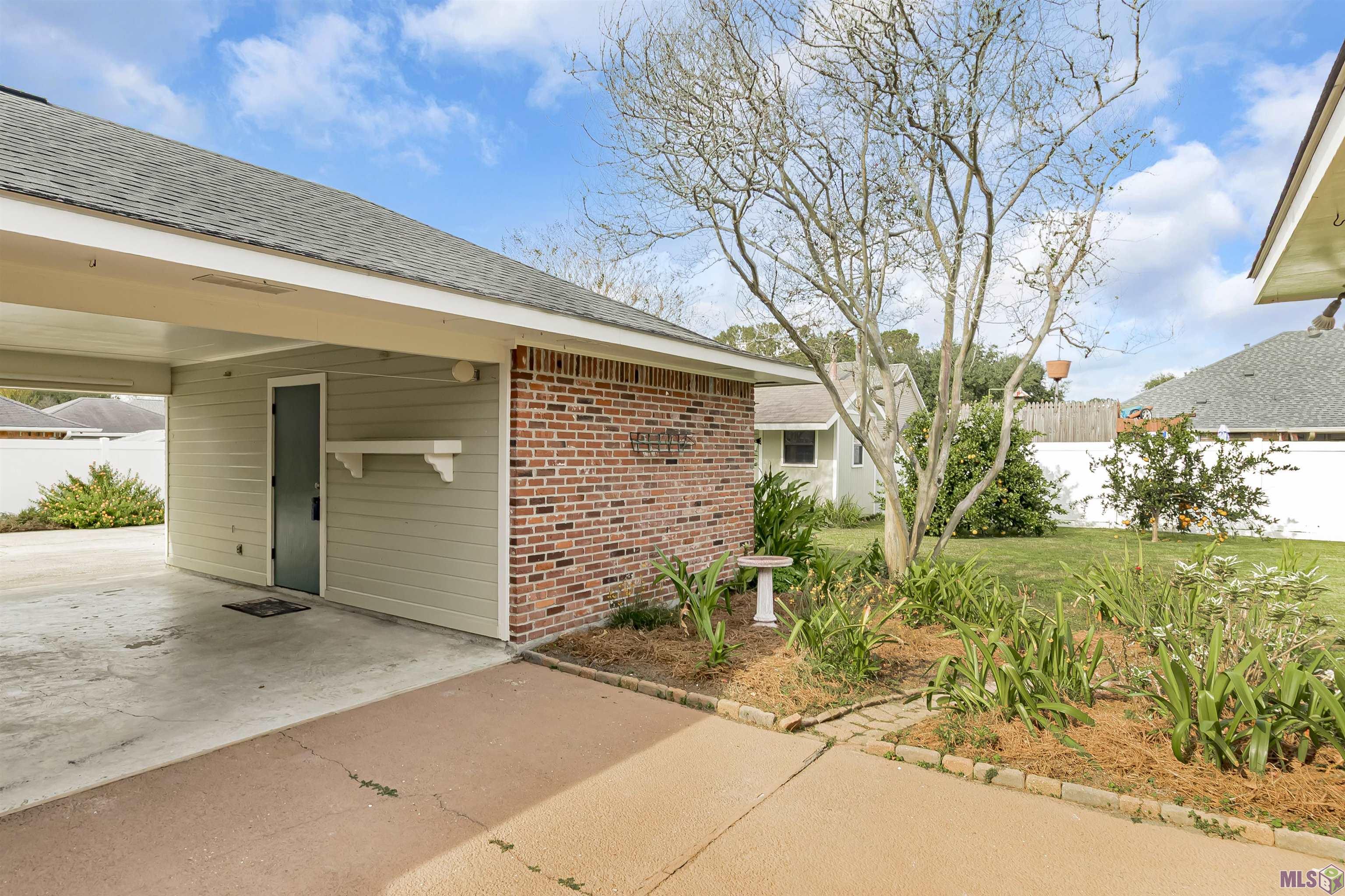 16225 Chadsford Avenue Baton Rouge, LA 70817 - Photo 11 of 30