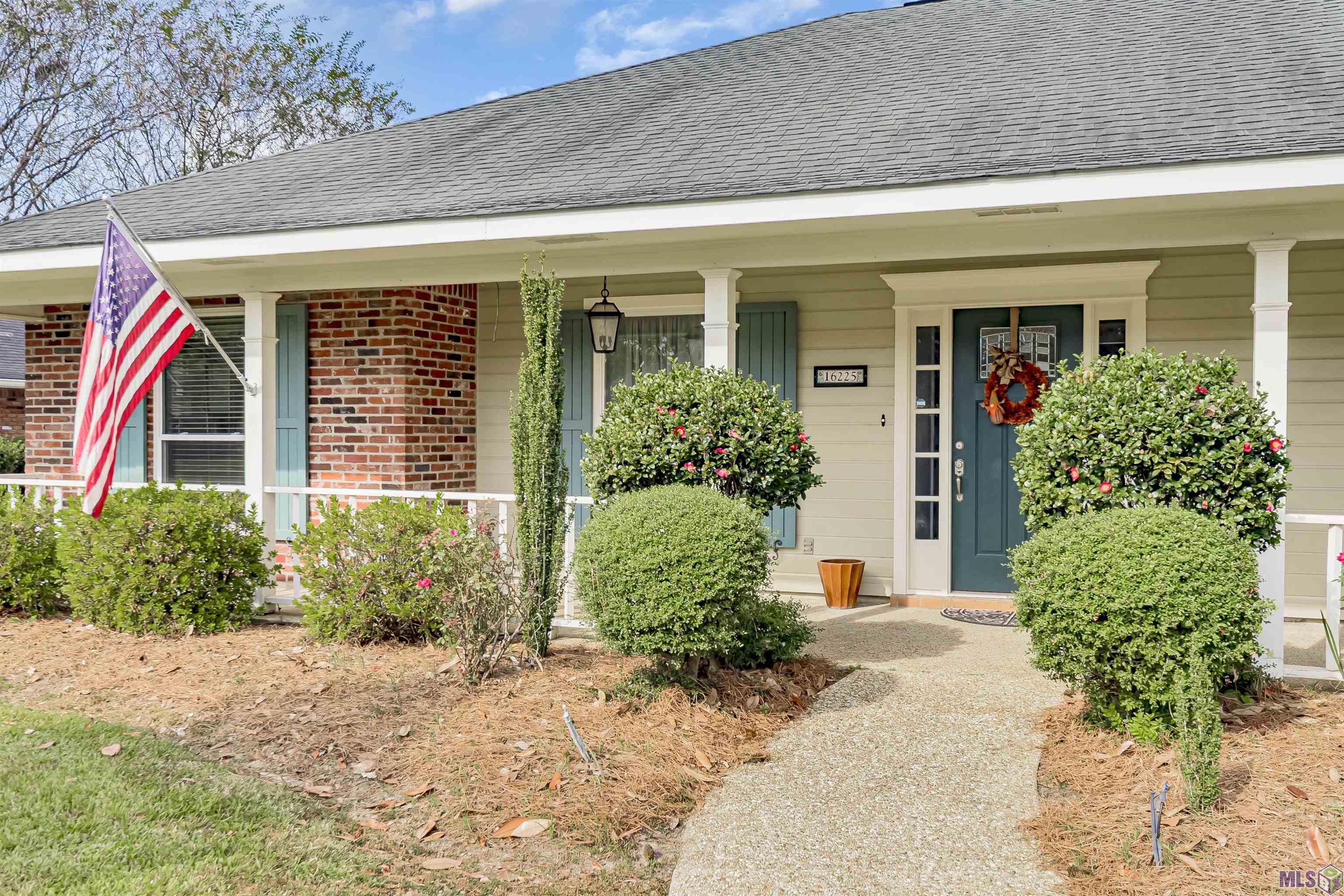 16225 Chadsford Avenue Baton Rouge, LA 70817 - Photo 2 of 30