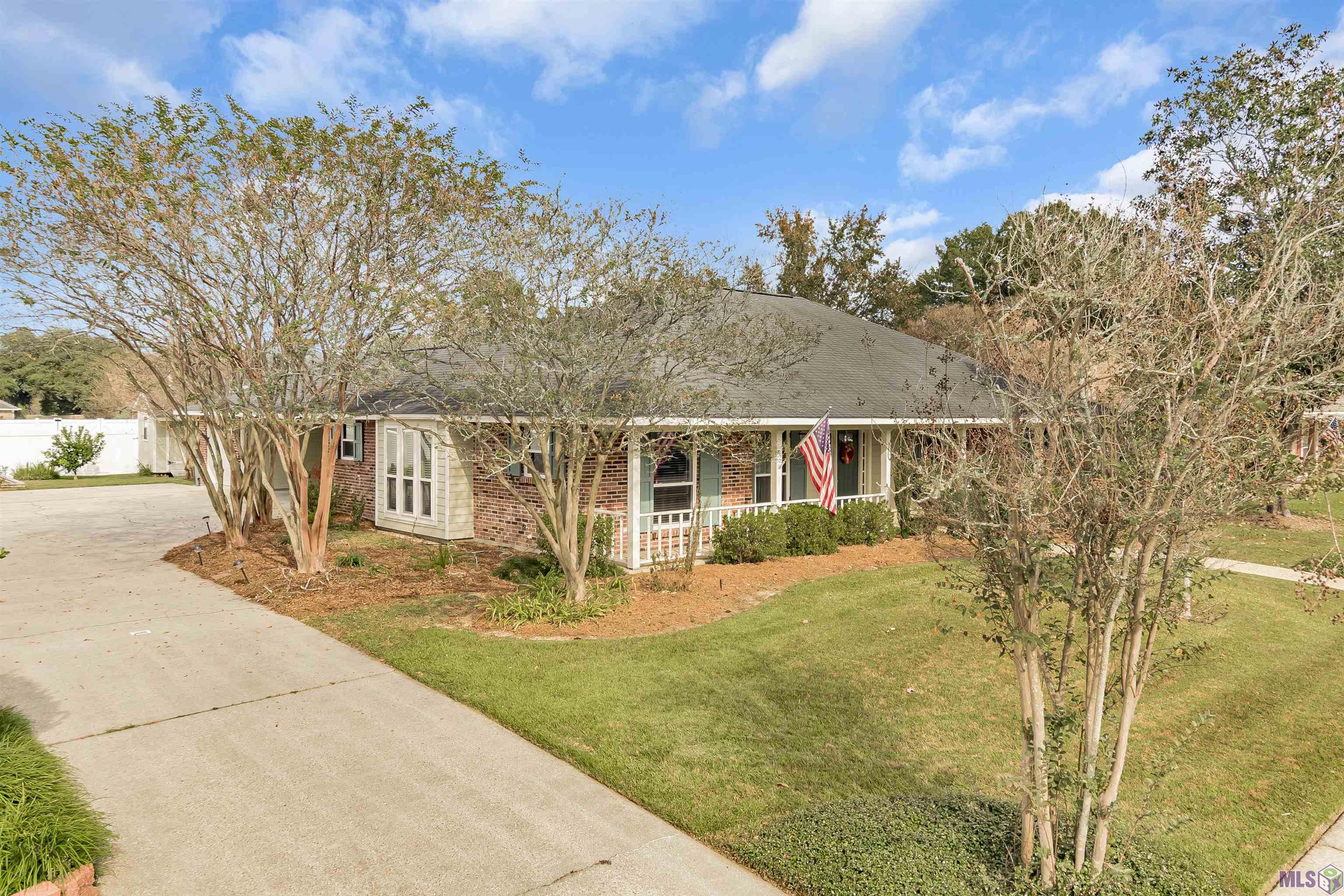 16225 Chadsford Avenue Baton Rouge, LA 70817 - Photo 3 of 30
