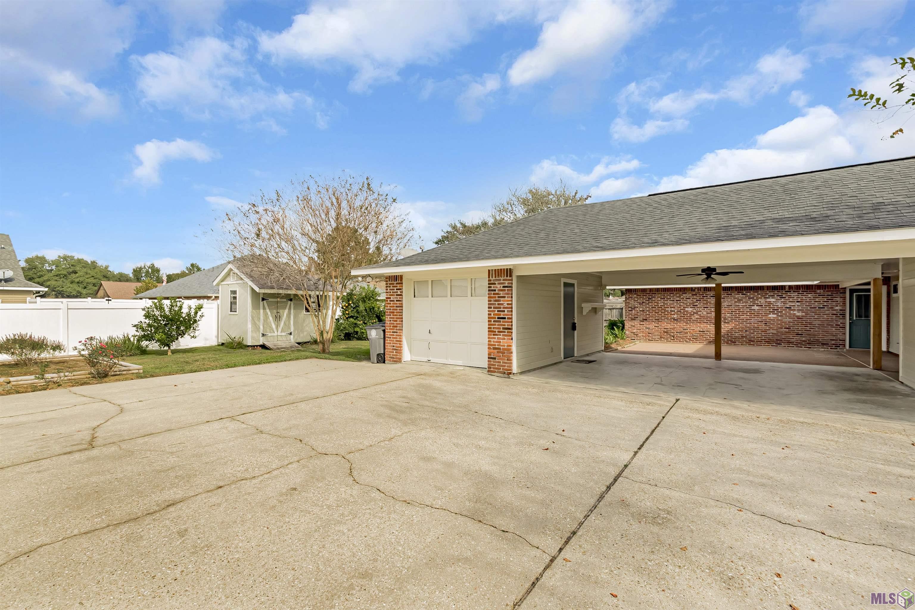 16225 Chadsford Avenue Baton Rouge, LA 70817 - Photo 5 of 30