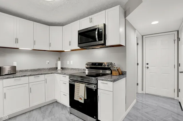 $1,850 | 6495 Titania Drive, Indianapolis, IN 46236