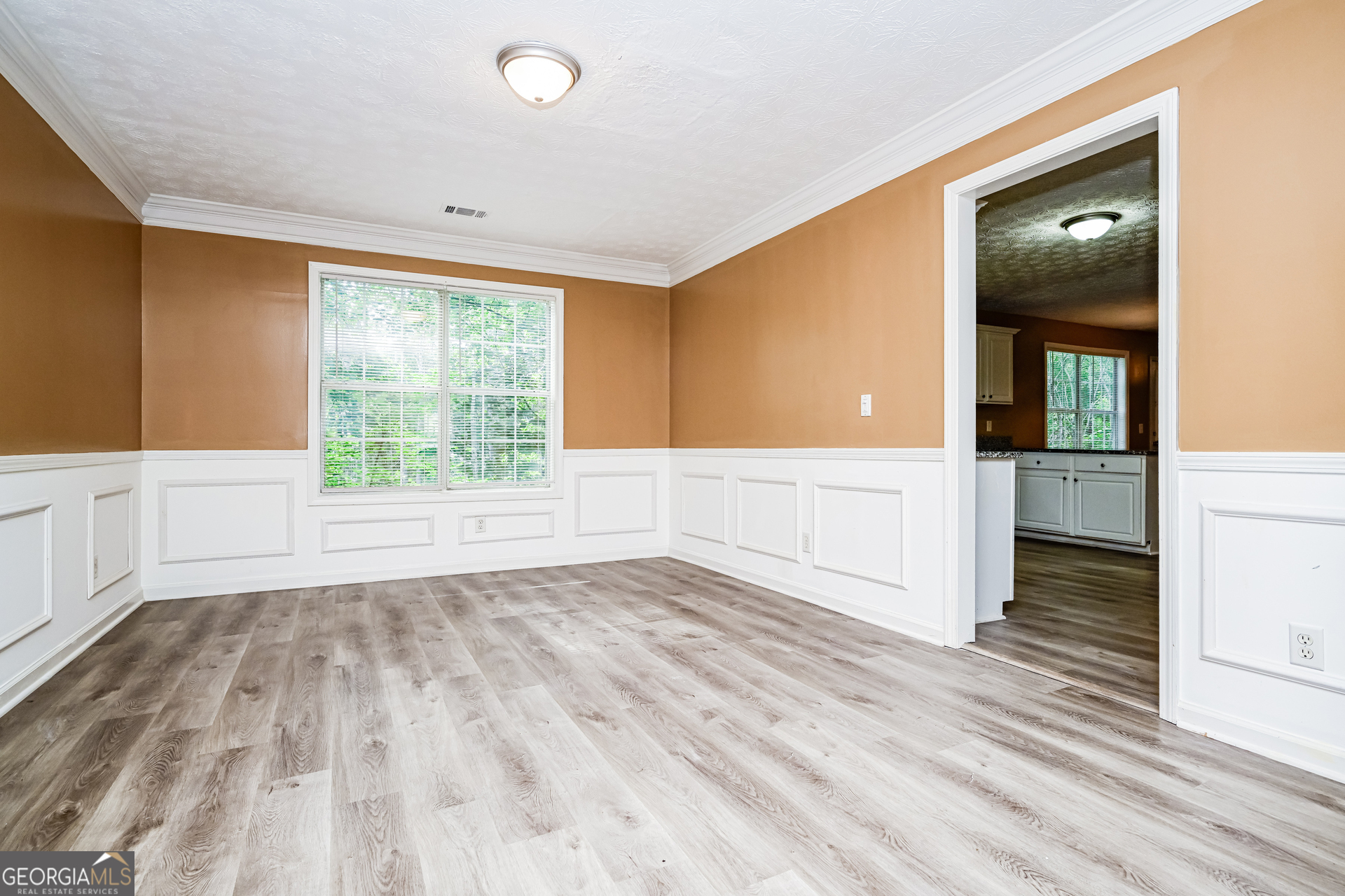 3807 Button Gate Court Lithonia, GA 30038 - Photo 5 of 23