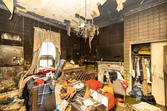 $69,000 | 165 South Randolph Street, Holly Springs, MS 38635