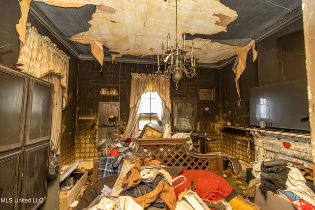 $69,000 | 165 South Randolph Street, Holly Springs, MS 38635