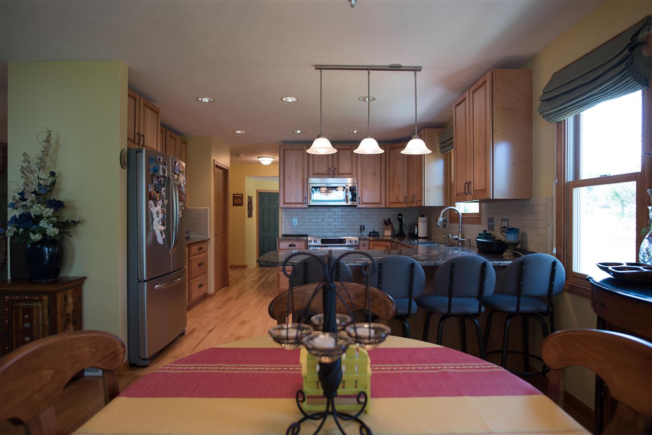 8890 South Sunnyview Road Traverse City, MI 49684 - Photo 6 of 43 1802548-5.JPG