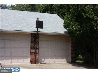411 East Providence Road Aldan, PA 19018 - Photo 11 of 12 Garage