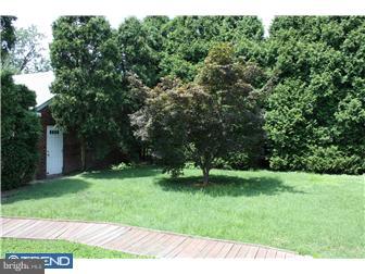 411 East Providence Road Aldan, PA 19018 - Photo 12 of 12 Exterior Back