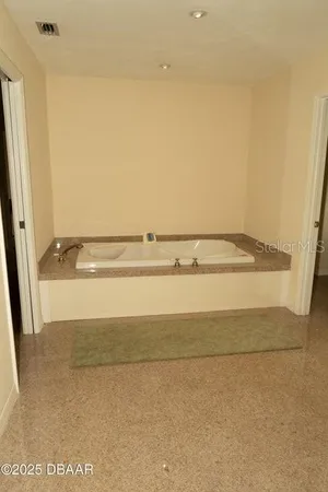 $435,000 | 829 North Beach Street, Ormond Beach, FL 32174